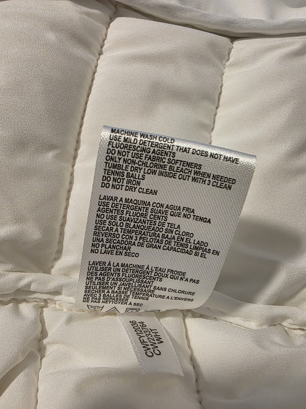 Calvin Klein White Quilted Hooded Puffer Jacket - Picture 4 of 7